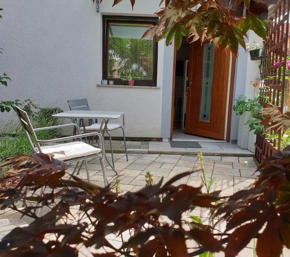Studio Emma Ljubljana - Free Parking, Ac, Wifi Exteriör bild